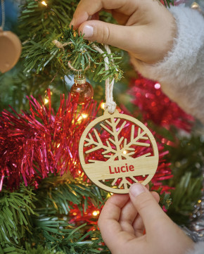 Boules de Noël ajourée marquage quadri 2