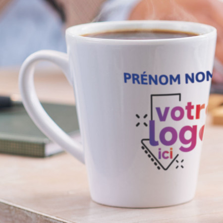 Choco mug conique personnalisé + nom/prénom et son sachet de perles de céréales lait et noir
