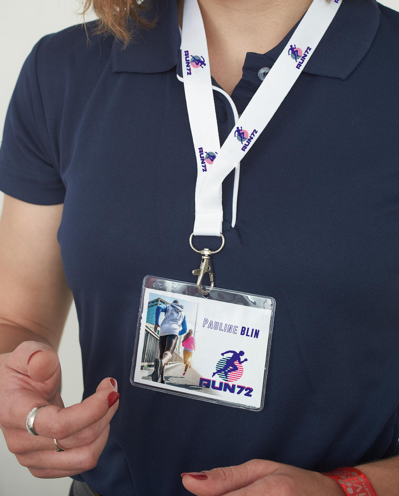 Lanière porte-badge + pochette 0